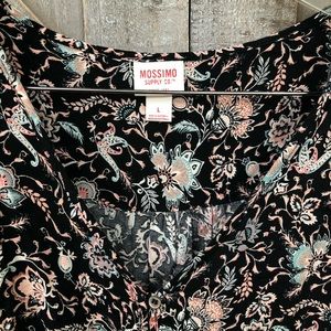 Mossimo Supply Co. Pants - Mossimo floral jumper Mossimo Supply Co. Pants - Mossimo floral jumper